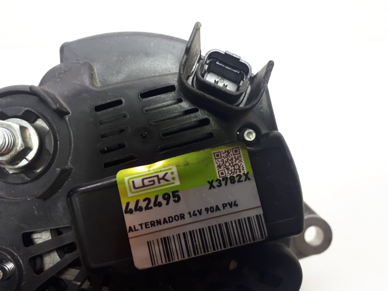Recambio de alternador para nissan micra (k12e) acenta referencia OEM IAM 23100AX600  