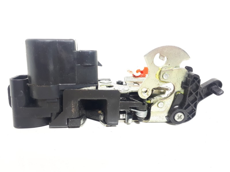 Recambio de cerradura puerta trasera izquierda para ssangyong rexton w limited 4wd referencia OEM IAM    Recambio de cerradura puerta trasera izquierda para ssangyong rexton w limited 4wd referencia OEM IAM