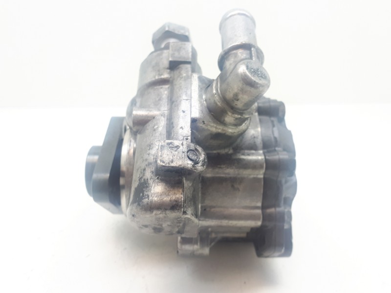 Recambio de bomba direccion para audi a6 berlina (4f2) 3.0 tdi quattro (165kw) referencia OEM IAM 4F0145155A 7692955186 