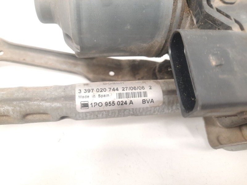 Recambio de motor limpia delantero derecho para seat leon (1p1) 1.9 tdi referencia OEM IAM 1P0955120 039241921 1P0955024A