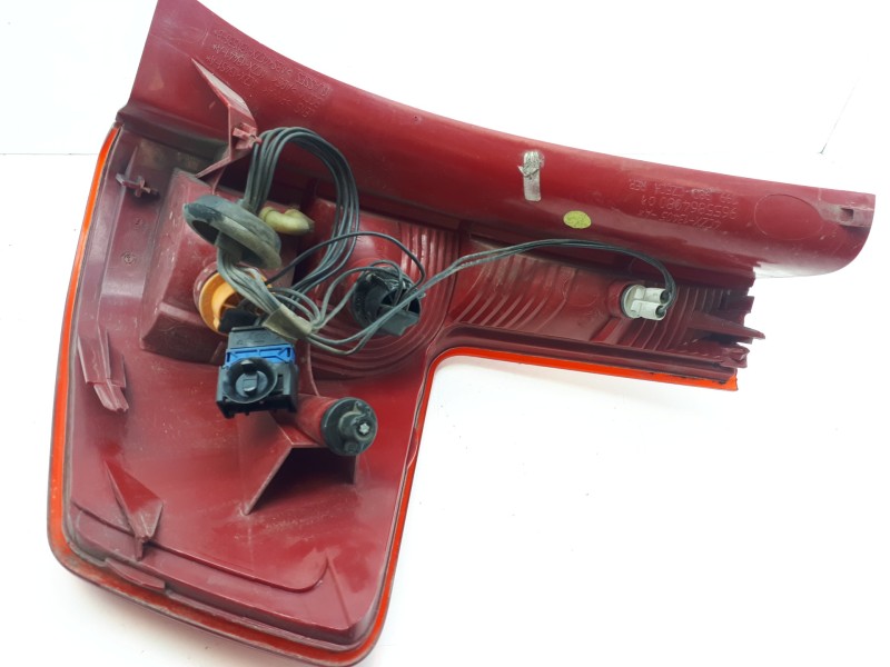 Recambio de piloto trasero izquierdo para citroën c4 berlina collection referencia OEM IAM 9655864080  