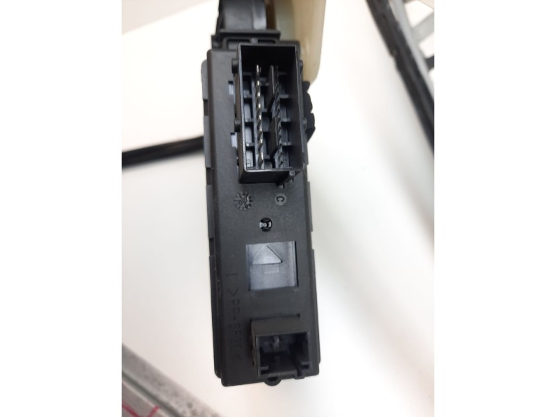 Recambio de elevalunas delantero izquierdo para citroën c4 picasso 1.6 16v hdi fap referencia OEM IAM 9682495880 400963D 