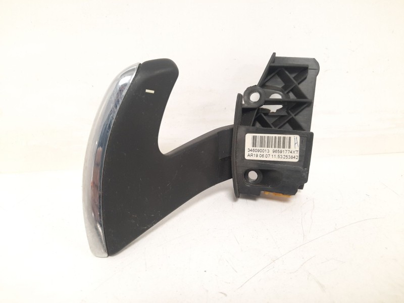 Recambio de mando volante para citroën c4 picasso 1.6 16v hdi fap referencia OEM IAM 96591774XT 33988 