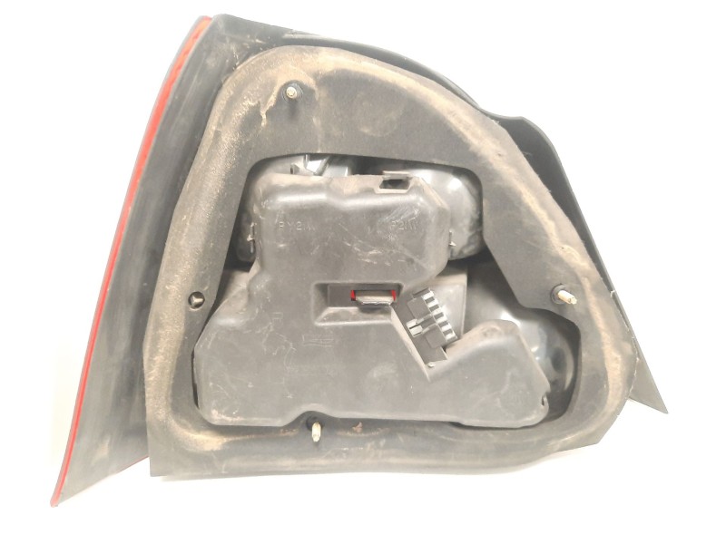 Recambio de piloto trasero derecho para mg serie 200 (rf) 2.0 turbodiesel referencia OEM IAM  10646 