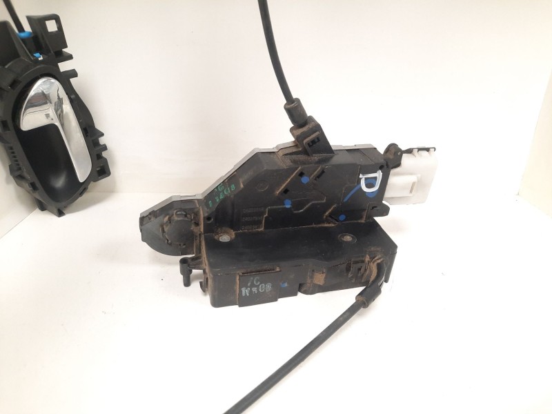 Recambio de cerradura puerta delantera derecha para citroën c4 grand picasso i (ua_) 2.0 hdi 138 referencia OEM IAM 24099816 240