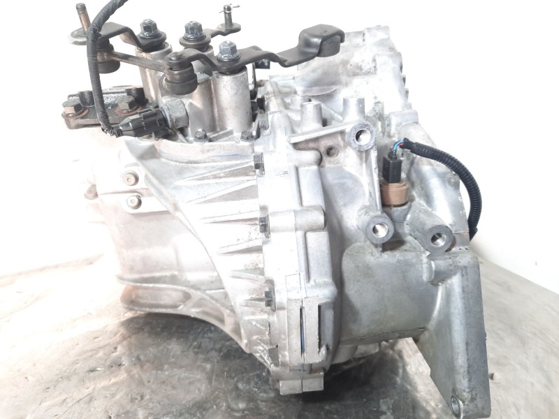 Recambio de caja cambios para hyundai tucson (jm) 2.0 crdi a las 4 ruedas referencia OEM IAM S514JE  006384