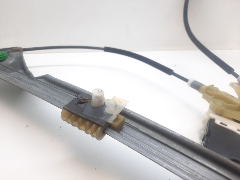 Recambio de elevalunas delantero derecho para renault laguna iii bt0a referencia OEM IAM 807300001R  NN8WDL30