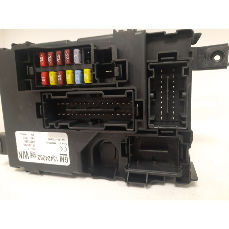 Recambio de caja reles / fusibles para opel corsa d (s07) 1.3 cdti (l08, l68) referencia OEM IAM 401154265 13424262 AM433RX3