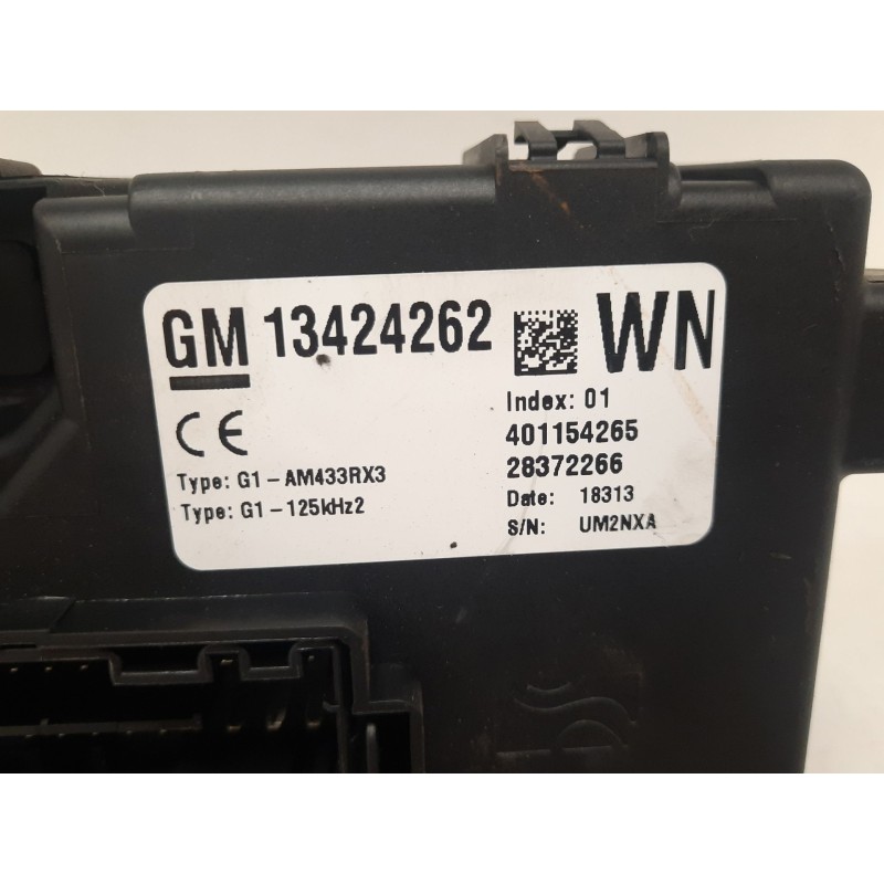 Recambio de caja reles / fusibles para opel corsa d (s07) 1.3 cdti (l08, l68) referencia OEM IAM 401154265 13424262 AM433RX3