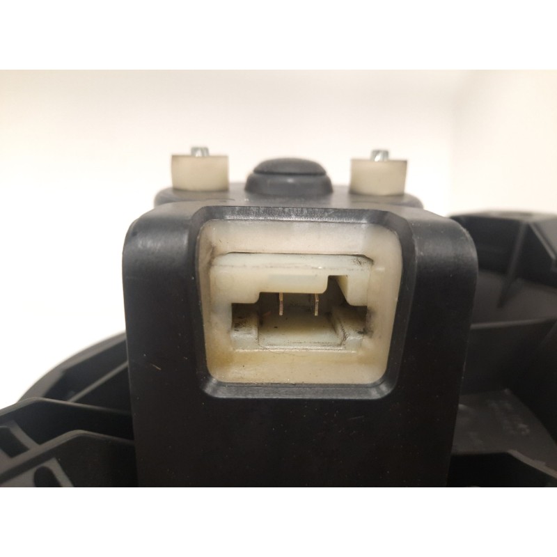 Recambio de motor calefaccion para opel corsa d (s07) 1.3 cdti (l08, l68) referencia OEM IAM  13335075 