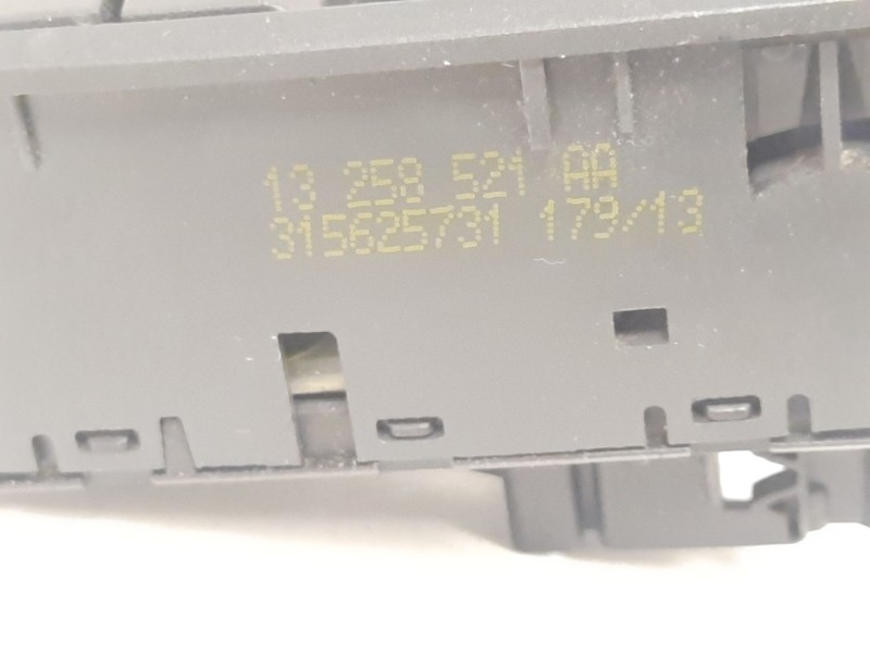 Recambio de mando elevalunas delantero izquierdo para opel corsa d (s07) 1.3 cdti (l08, l68) referencia OEM IAM  13258521AA 3156