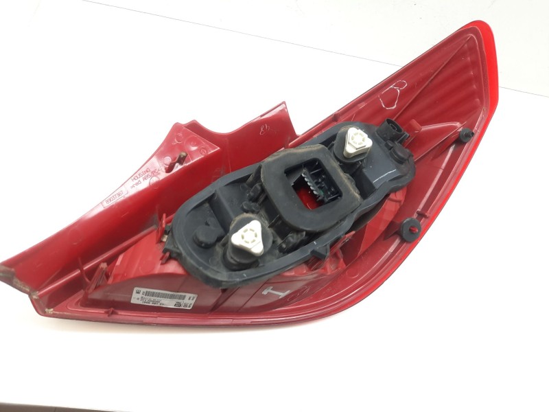 Recambio de piloto trasero izquierdo para opel corsa d (s07) 1.3 cdti (l08, l68) referencia OEM IAM 89038960A 13186350 368158932