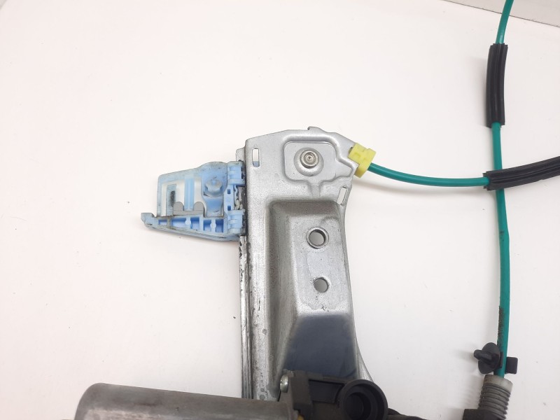 Recambio de elevalunas delantero derecho para opel corsa d (s07) 1.3 cdti (l08, l68) referencia OEM IAM 72005001 27400108760 D30