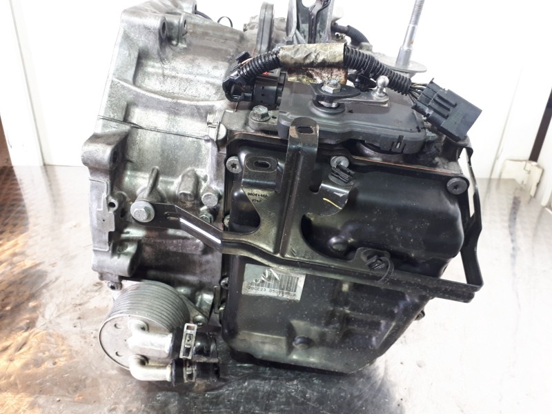 Recambio de caja cambios para peugeot 5008 access referencia OEM IAM 20GE23  