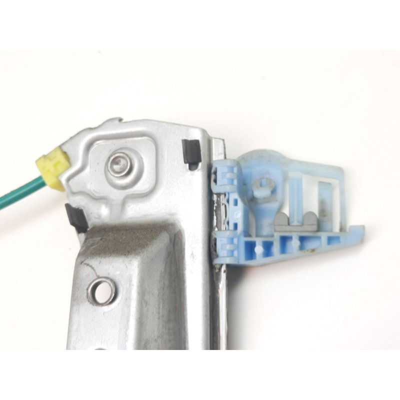 Recambio de elevalunas delantero derecho para opel corsa d (s07) 1.3 cdti (l08, l68) referencia OEM IAM 72005001 27400108760 D30