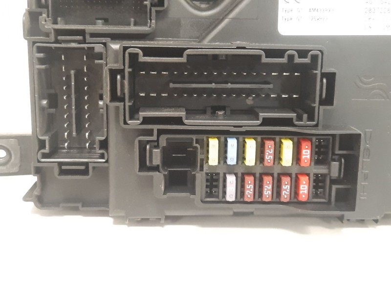 Recambio de caja reles / fusibles para opel corsa d furgoneta/hatchback (s07) 1.3 cdti (l08) referencia OEM IAM 401154265 134242