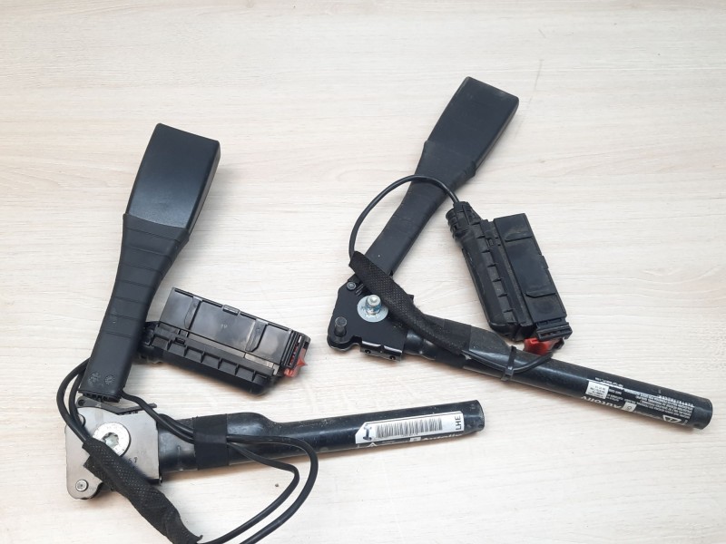 Recambio de kit airbag para opel corsa d (s07) 1.3 cdti (l08, l68) referencia OEM IAM 34127615A 13235770 13367438 13286179