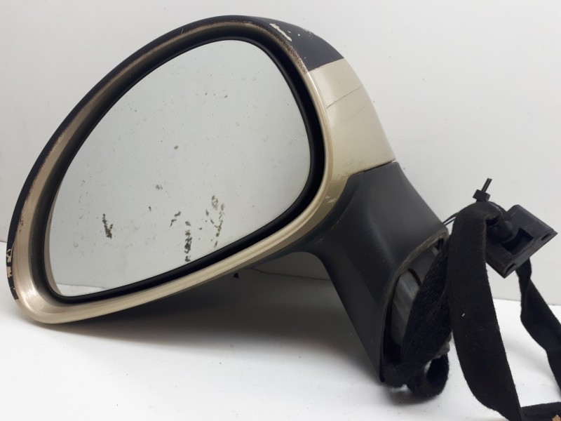 Recambio de retrovisor izquierdo para citroën c4 berlina collection referencia OEM IAM 96467083  