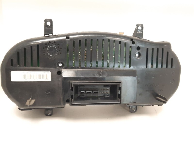 Recambio de cuadro instrumentos para seat toledo iii (5p2) 2.0 tdi 16v referencia OEM IAM 5P0920840A SW0724 