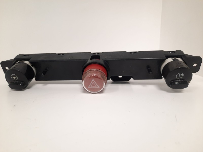 Recambio de warning para fiat 500 312 referencia OEM IAM E30496  