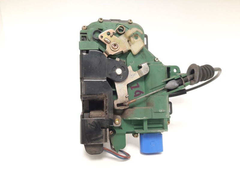 Recambio de cerradura puerta delantera izquierda para seat ibiza (6l1) cool referencia OEM IAM C3B1837015AM  