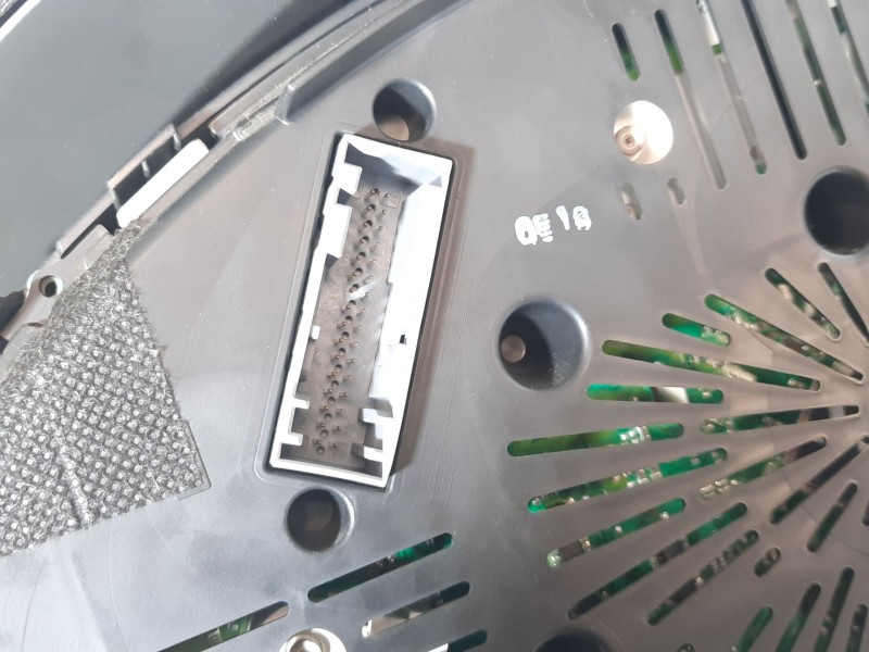 Recambio de cuadro instrumentos para chevrolet cruze ls+ referencia OEM IAM 95981260  