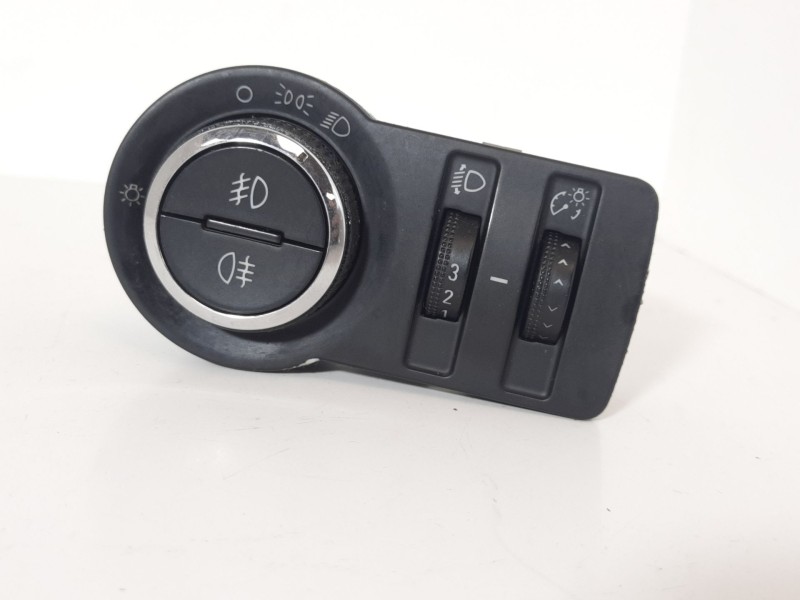Recambio de mando luces para chevrolet cruze ls+ referencia OEM IAM 13301749  251506