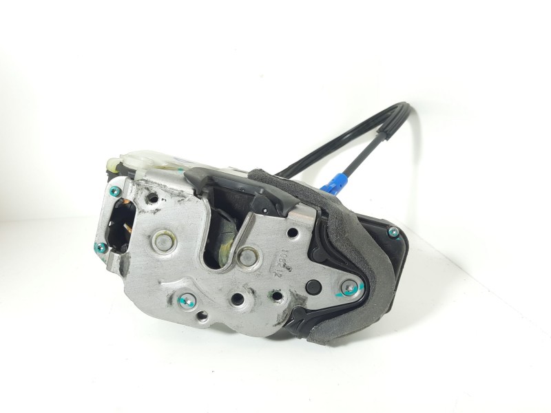 Recambio de cerradura puerta delantera derecha para chevrolet cruze ls+ referencia OEM IAM 13503802  