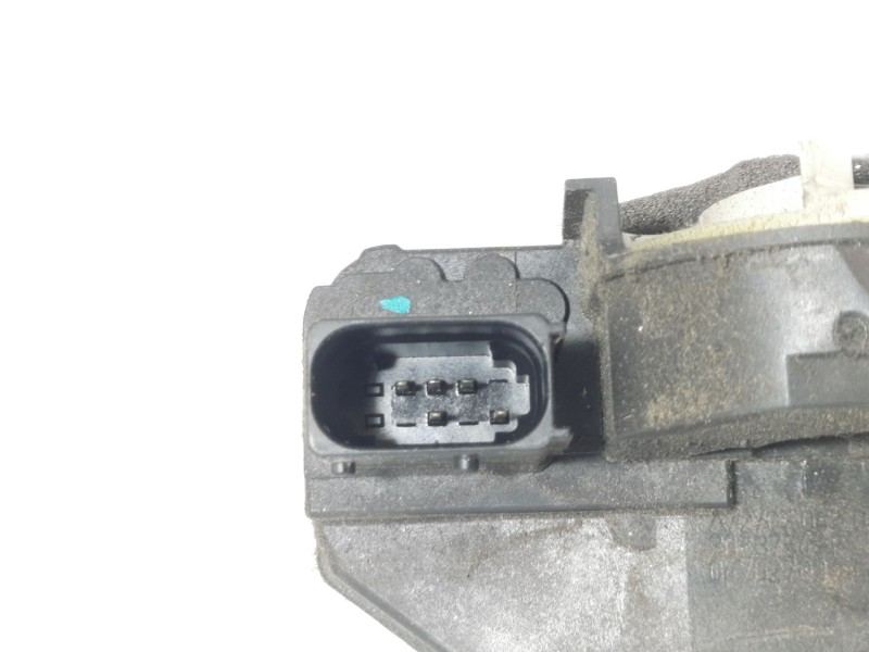 Recambio de cerradura puerta delantera derecha para chevrolet cruze ls+ referencia OEM IAM 13503802  