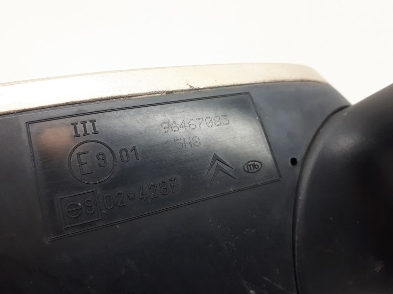 Recambio de retrovisor izquierdo para citroën c4 berlina collection referencia OEM IAM 96467083  