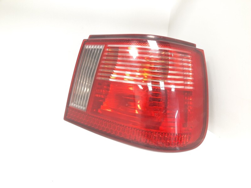 Recambio de piloto trasero derecho para seat ibiza (6k1) 1.9 tdi referencia OEM IAM  31513 