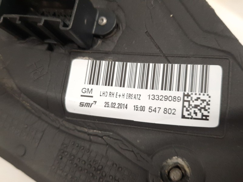 Recambio de retrovisor derecho para opel insignia berlina cosmo referencia OEM IAM 13329089  