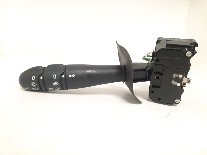 Recambio de mando luces para renault clio iii 1.2 16v e85 cat (etanol) referencia OEM IAM  34405 