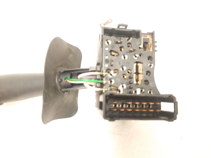 Recambio de mando luces para renault clio iii 1.2 16v e85 cat (etanol) referencia OEM IAM  34405 