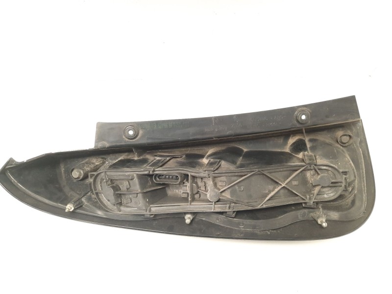 Recambio de piloto trasero derecho para smart forfour 1.5 cdi cat referencia OEM IAM   