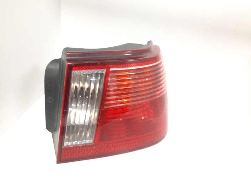 Recambio de piloto trasero derecho para seat ibiza (6k1) 1.9 tdi referencia OEM IAM  31513 