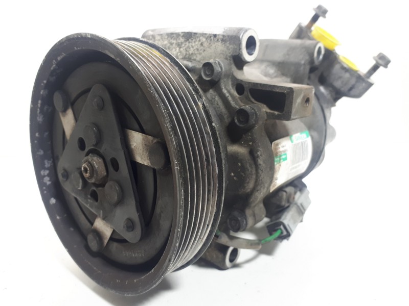 Recambio de compresor aire acondicionado para nissan micra (k12e) acenta referencia OEM IAM 8200365787A 1452 