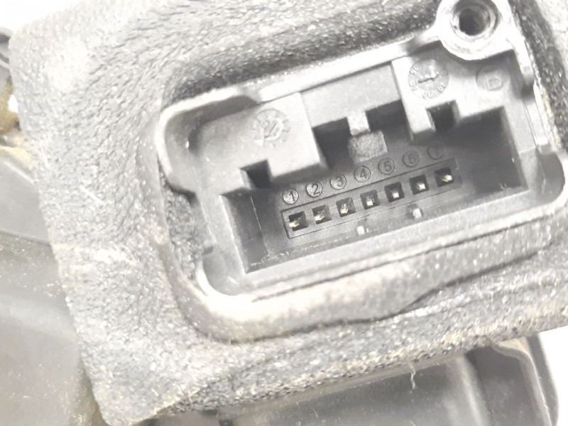 Recambio de cerradura puerta delantera derecha para skoda fabia iii (nj3) 1.0 referencia OEM IAM 6V1837016A  