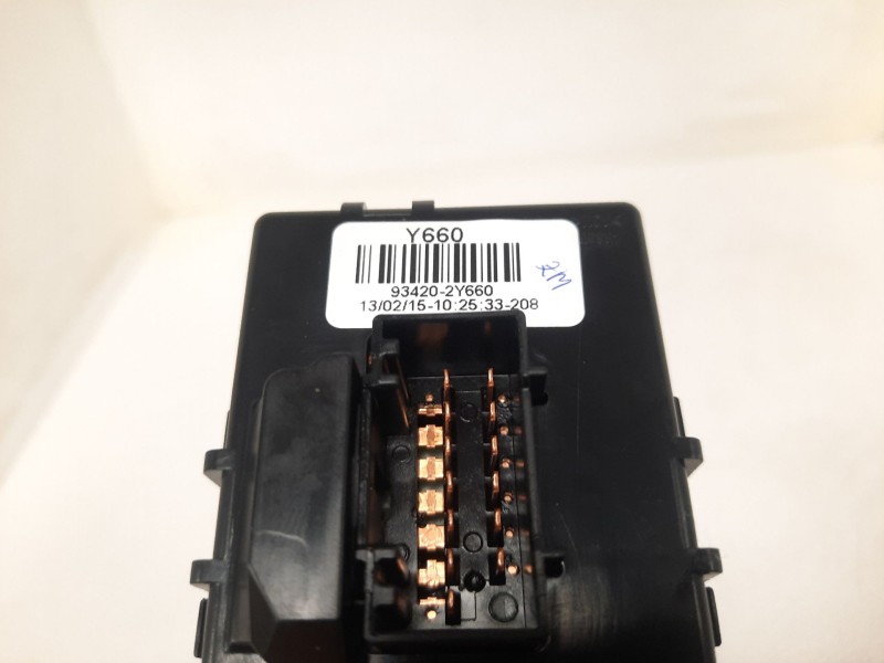 Recambio de mando limpia para kia sportage iii (sl) 1.7 crdi referencia OEM IAM 934202Y660  Y660