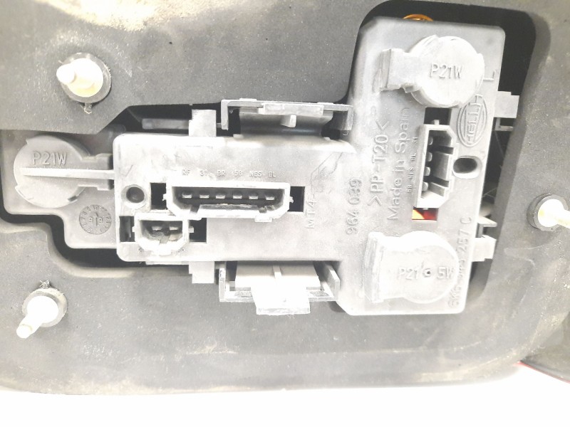 Recambio de piloto trasero izquierdo para seat ibiza (6k1) 1.9 tdi referencia OEM IAM  31514 