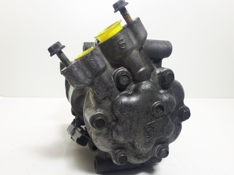 Recambio de compresor aire acondicionado para nissan micra (k12e) acenta referencia OEM IAM 8200365787A 1452 