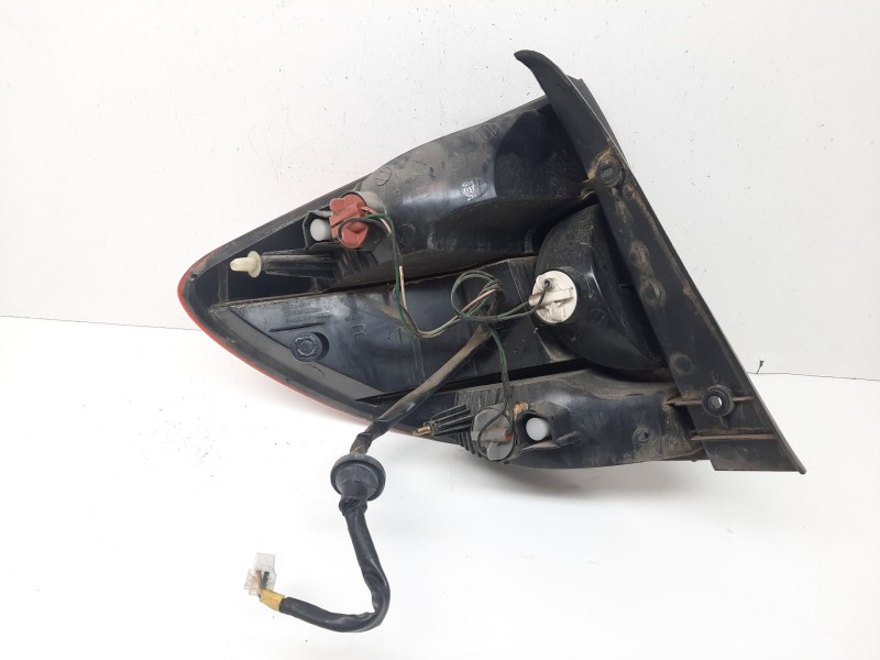 Recambio de piloto trasero derecho para kia rio 1.3 cat referencia OEM IAM  29066 