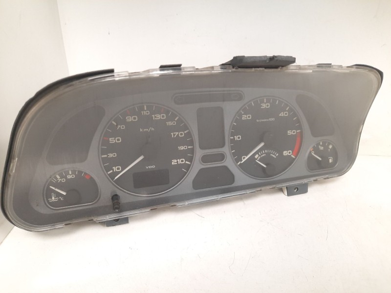 Recambio de cuadro instrumentos para peugeot 306 break 2.0 hdi cat referencia OEM IAM 9636739280 8923 