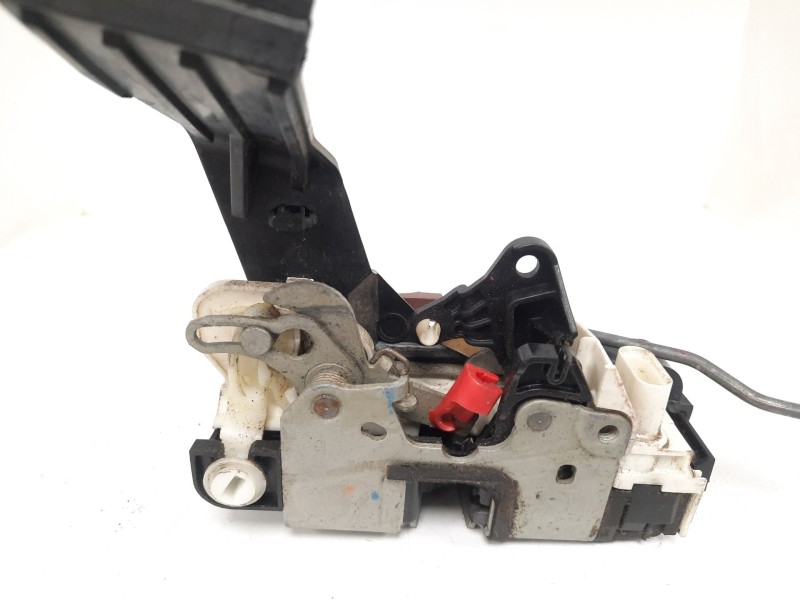 Recambio de cerradura puerta trasera derecha para dodge caliber s referencia OEM IAM    Recambio de cerradura puerta trasera derecha para dodge caliber s referencia OEM IAM