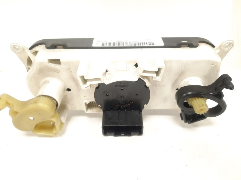 Recambio de mando calefaccion / aire acondicionado para dodge caliber s referencia OEM IAM P5511187AA  