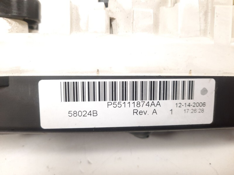 Recambio de mando calefaccion / aire acondicionado para dodge caliber s referencia OEM IAM P5511187AA  