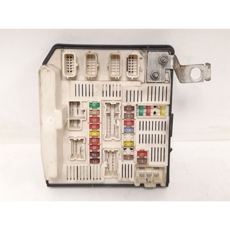 Recambio de caja reles / fusibles para renault kangoo express (fw0/1_) 1.5 dci 75 (fw07, fw10, fw04) referencia OEM IAM   