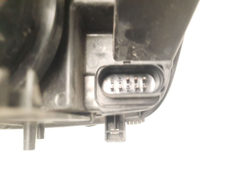 Recambio de faro derecho para ford focus c-max (dm2) 2.0 tdci referencia OEM IAM 3M5113100AA  