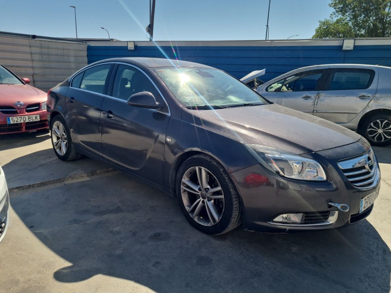 opel insignia a sedán (g09) del año 2010