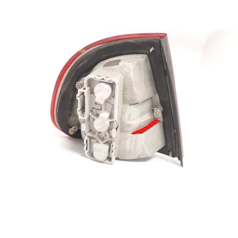 Recambio de piloto trasero derecho para seat cordoba berlina (6k2) referencia OEM IAM  8262 